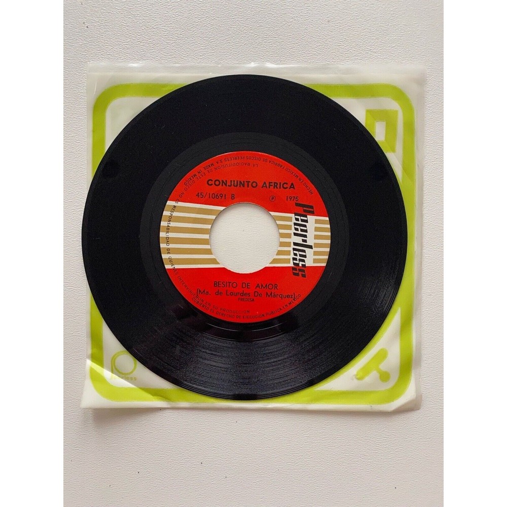 Conjunto Africa 1975 45RPM  Las Piernas De Malena / Besito De AmorPeerless EX